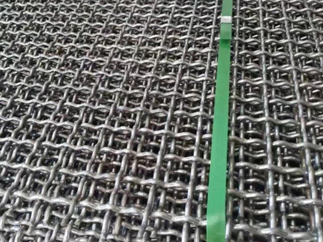 Heavy-Duty Crimped Wire Mesh