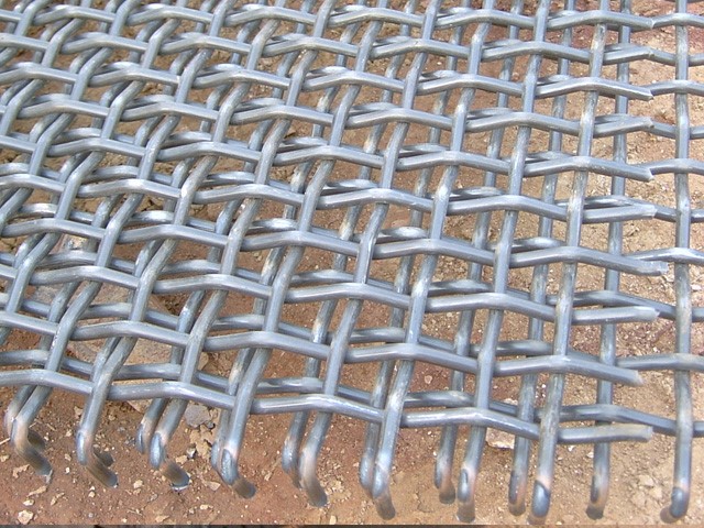 Heavy-Duty Crimped Wire Mesh