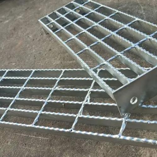 T3  step plate