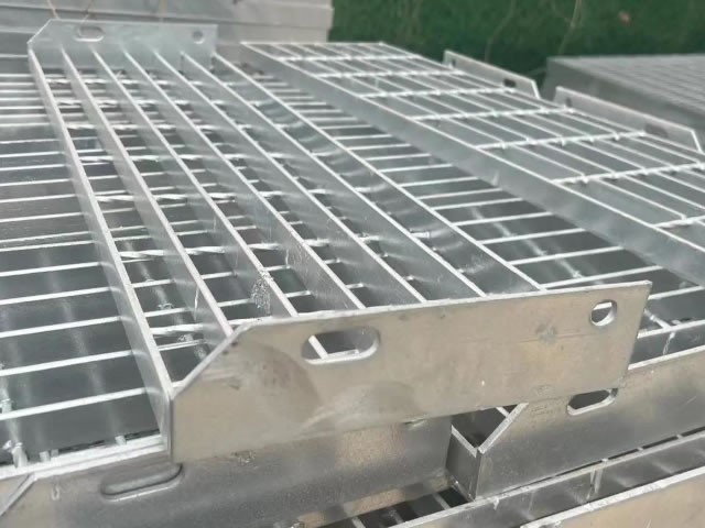 T3  step plate