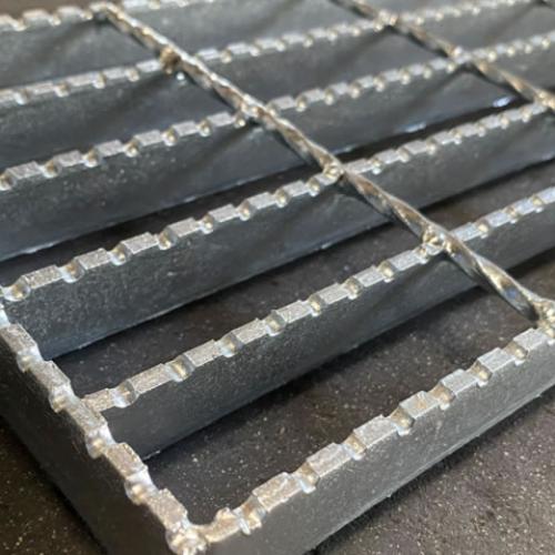 anti - slip steel grating