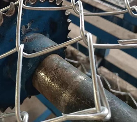 chain link fence
